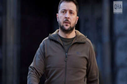 Ukrayna Cumhurbaşkanı Zelenskıy'ın ünlü poları, hayır müzayedesinde 110 bin dolara satıldı