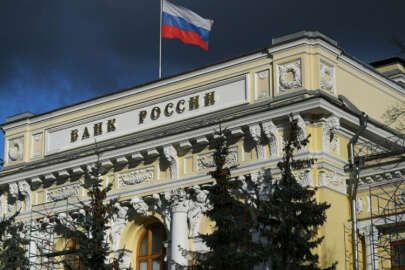 Rusya’da döviz satışlarında kısıtlamalar kalktı: Dolar ve euro hariç...