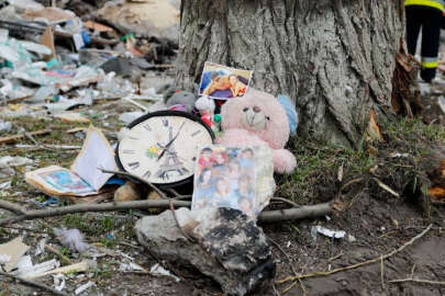 Ukrayna'da Rus saldırılarıyla 240 çocuk hayatını kaybetti