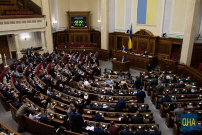 Ukrayna Parlamentosu, başsavcı ve istihbarat başkanının istifasını onayladı