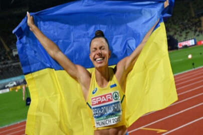 Ukraynalı atlet 2022 Avrupa Atletizm Şampiyonası'nda altın madalya kazandı