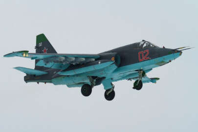 Rus Su-25 savaş uçağını düşürüldü