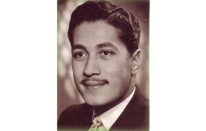 Irak Türklerinin lideri şehit Nejdet Koçak'ın mezarı başındaki Türkmeneli bayrağı indirildi