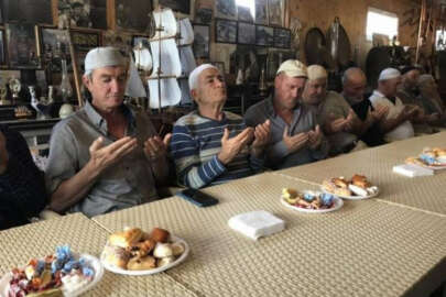 Kırım'da Nariman Celal, Aziz Ahtemov ve Asan Ahtemov için dualar okundu