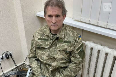 Esir takası: Ukrayna, Rus yanlısı Medvedçuk'u ve 55 esiri teslim etti