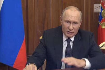 Kremlin'de "anlaşma" tiyatrosu: İşgalci Putin böyle tehdit etti!
