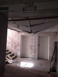 İşgalci Rusya, Kıyiv'deki Kırım Ailesi binasını tahrip etti