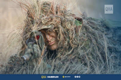 Ukrayna askerinin kamufle oluşu kendine hayran bıraktı