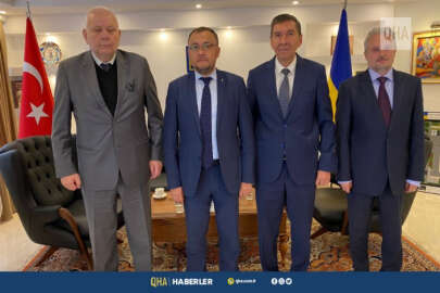 Kırım Derneği ve Kırım Vakfı yönetimi Ukrayna Büyükelçiliğini ziyaret etti