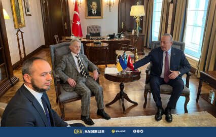 Kırımoğlu, Erdoğan ve Putin görüşmesi öncesi Çavuşoğlu ile bir araya geldi