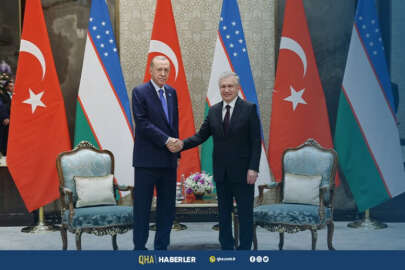 Erdoğan Özbekistan'da Mirziyoyev ile görüştü