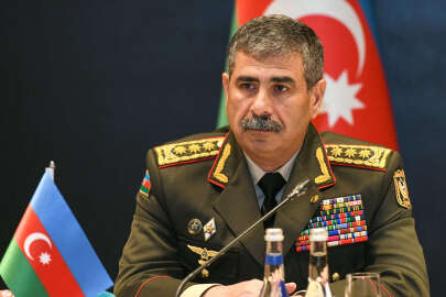Azerbaycan Savunma Bakanından Türkiye'ye taziye mesajı!