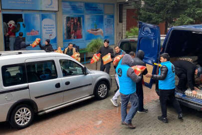 İstanbul’da yaşayan Uygur Türkleri depremzedelere el uzatıyor