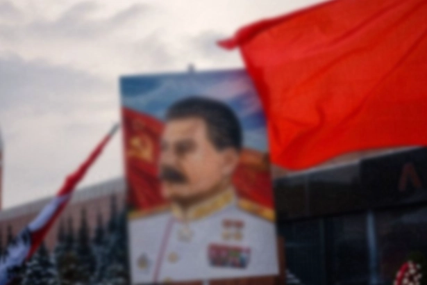 Rus komünistler, ölümünün 70. yılında katil diktatör Stalin'i andı!