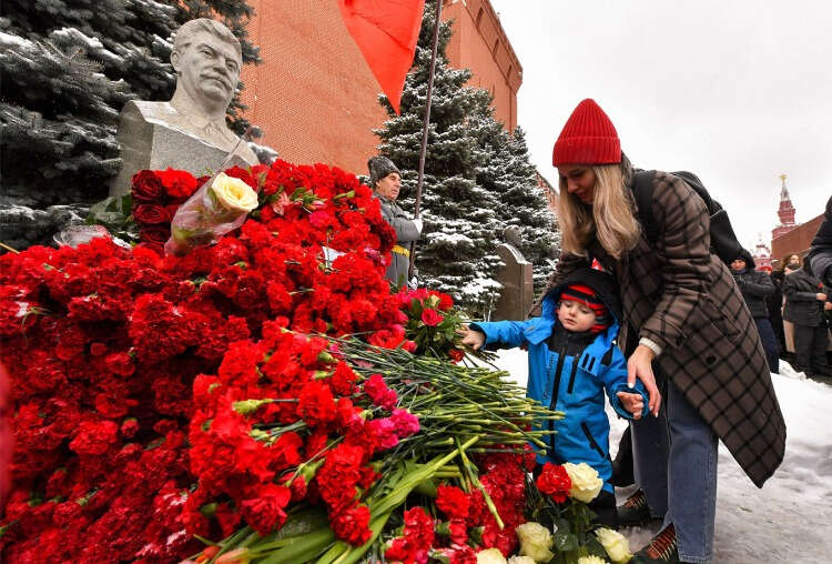 Rusya'da son yıllarda Stalin'in büstleri dikiliyor