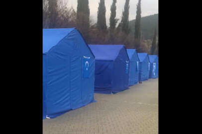 Doğu Türkistanlılar, Kahramanmaraş'ta depremzedeler için çadır kent kurdu