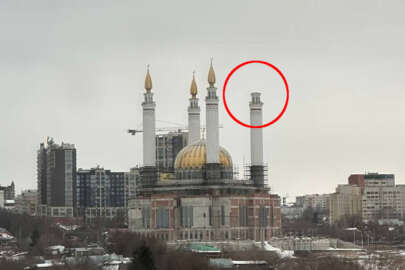 Başkurdistan'da 16 yıldır yapımı bitmeyen caminin minaresi yıkıldı!