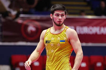 Kırım Tatar güreşçi İrfan Mirzoyev, Bükreş’te gümüş madalya kazandı