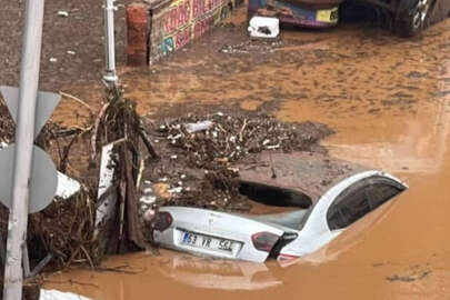 Sel felaketinde can kaybı sayısı 19'a yükseldi