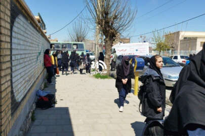Güney Azerbaycan'da yüzlerce kız öğrenci zehirlendi!