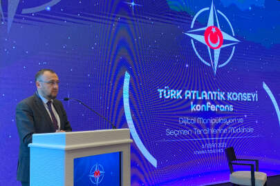 Ukrayna Büyükelçisi Bodnar, Türk Atlantik Konseyinde açılış konuşması yaptı