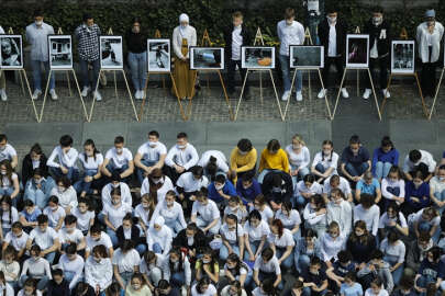 Saraybosna'da modern tarihin en uzun kuşatmasında katledilen bin 601 çocuk anıldı