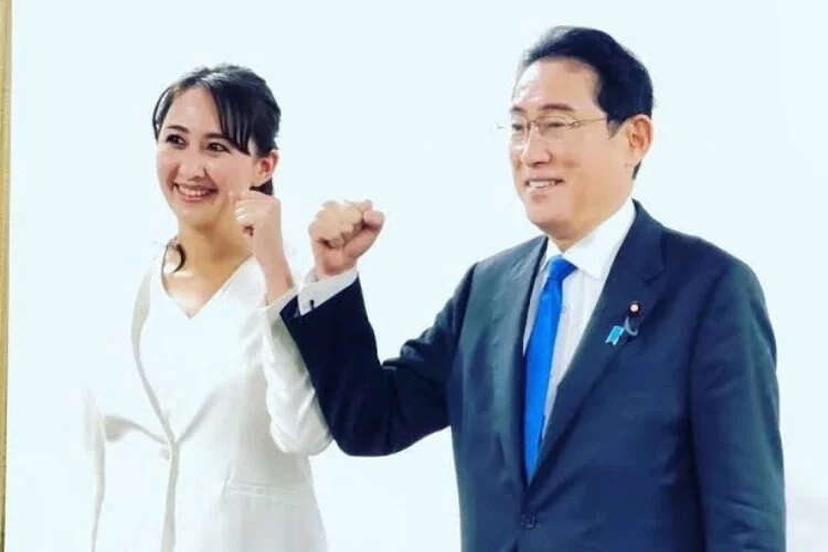 Uygur Türkü, Japonya'da milletvekili seçildi