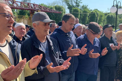 Rus işgalindeki Kırım’da Kırım Tatar Sürgünü ve Soykırımı kurbanları anıldı