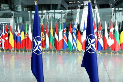 NATO dışişleri bakanları, gayriresmi toplantıda buluştu