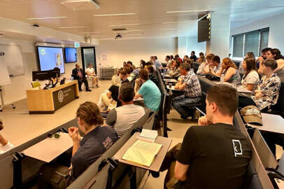 KTMM Başkanı Çubarov, Hollanda'daki Leiden Üniversitesinde konuştu