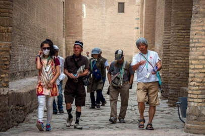 Özbekistan'a yaya olarak giren turist sayısı şaşırttı!