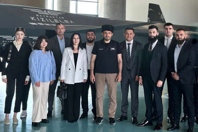 Kırım Tatar ve Ukraynalı gençler,  Baykar fabrikasını ziyaret etti