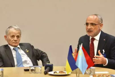 Yalçın Topçu: Kırım Tatar Milli Bayrak Günü kutlu olsun