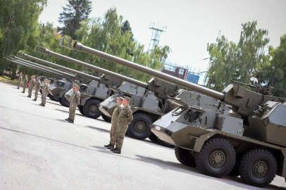 Slovakya'dan Ukrayna'ya obüs desteği