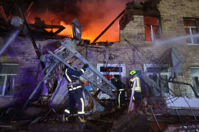 İşgalci Rusya, Harkiv'e saldırmaya devam ediyor!