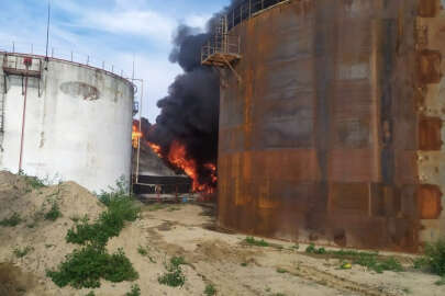 İşgalci Rusya, bir gecede 40 bin ton tahılı telef etti