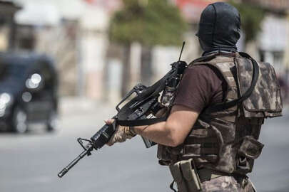 MİT'ten Suriye'de operasyon: DEAŞ'lı teröristler yakalandı