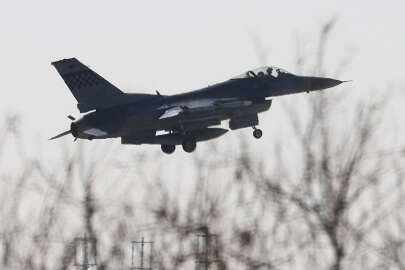 ABD, Ukraynalı pilotlara F-16 eğitimi verebilir
