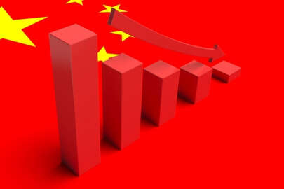 Çin'in mali geliri düşüşe geçti!