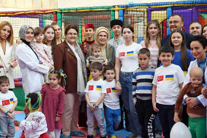Emine Erdoğan: 1196 Ukraynalı yetim çocuk Türkiye'ye getirildi
