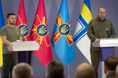 Ukrayna Savunma Bakanlığında köklü değişim: Tüm bakan yardımcıları görevden alındı