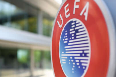 UEFA, Rus takımlarının turnuvalara katılma kararını iptal etti!