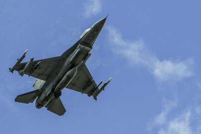 Danimarka, 2024 yılında Ukrayna'ya F-16 göndereceğini açıkladı