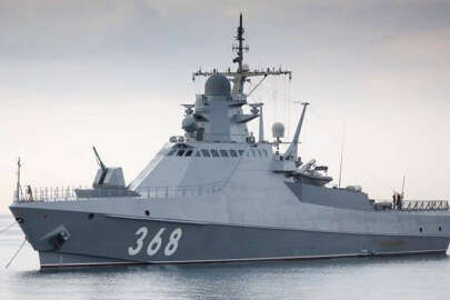 Akyar'daki bir Rus askeri gemisi hasar aldı