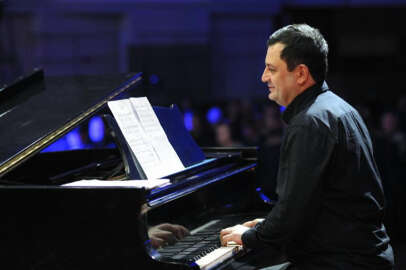 Kırım Tatar müzisyen Usein Bekirov’un yeni albümü, Grammy ödüllerine aday adayı gösterildi