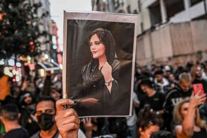 İran'da protestoların sembolü Mahsa Amini'ye Saharov ödülü verildi