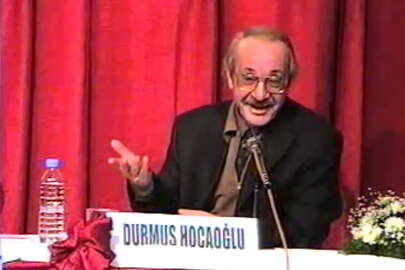 Türk fikir hayatının önde gelen isimlerinden Durmuş Hocaoğlu saygıyla anılıyor