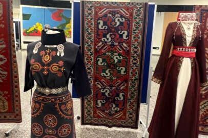 Azerbaycan, Türk halılarının Ermeni halısı olarak sergilenmesine tepki gösterdi