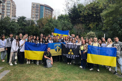 "Geleceğin İnsanları" projesi kapsamında bir grup Ukraynalı çocuk İstanbul'u ziyaret etti