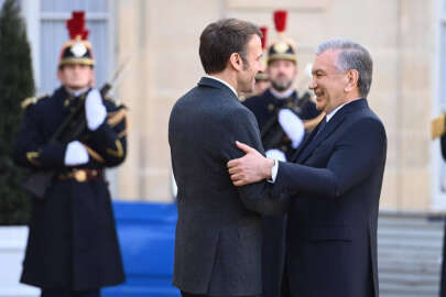 Macron, Kazakistan ve Özbekistan'ı ziyaret edecek